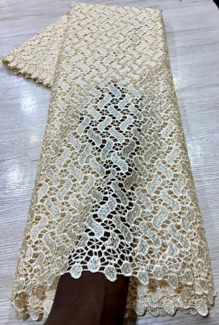 Brodé Dupire – Image 5